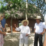 Don Antonio y nuestro guia - Hacienda Sotuta de Peon