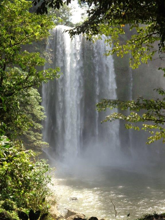 Imposanter Misol Ha Wasserfall