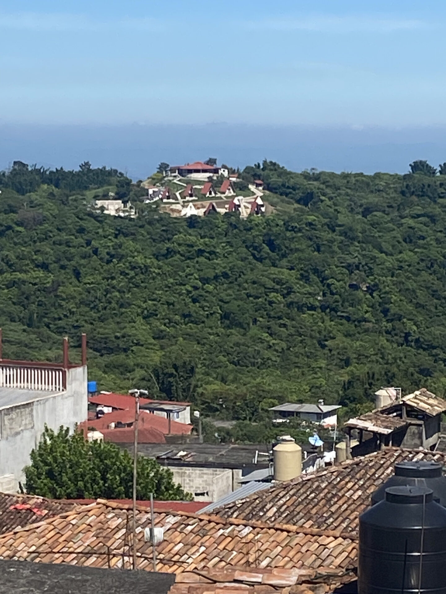 Hotel Villa de los Vientos gegenüber von Cuetzalan